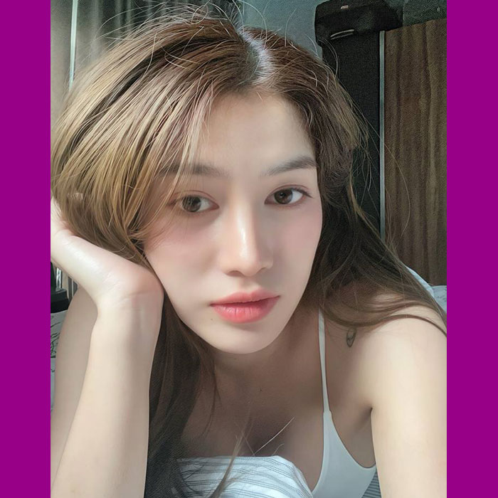 Mid Valley Escort Girl